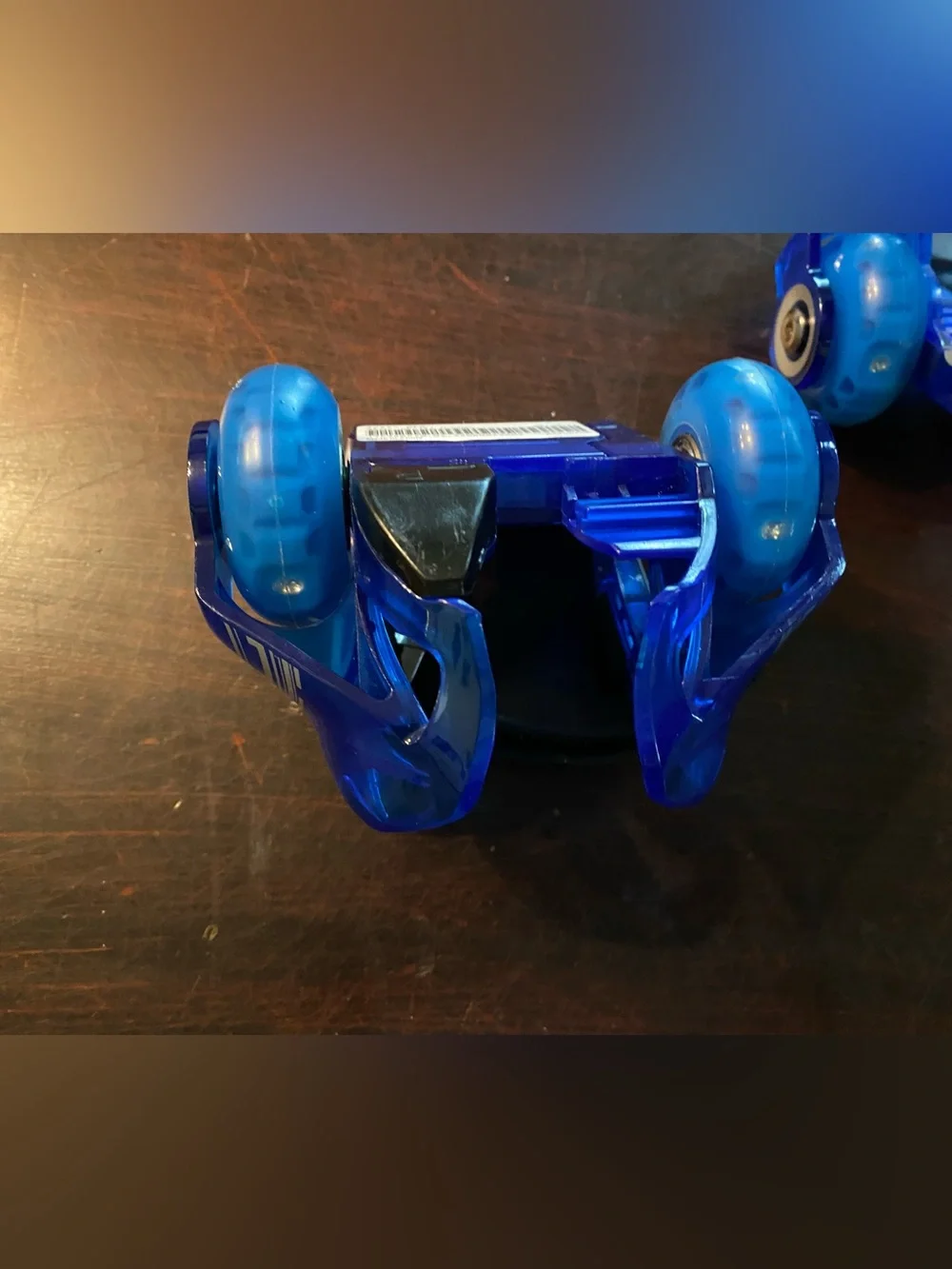 Razor Blue LED Strap-On Skate Heels with Black Razor Straps